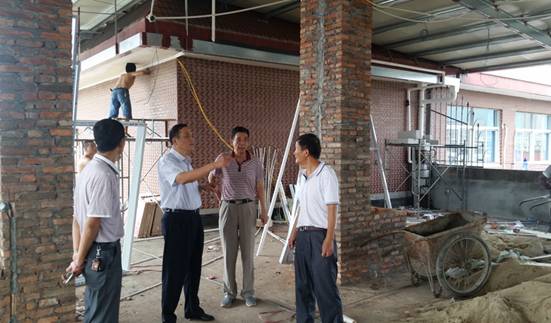 方文煌董事长视察南方医院项目建设
